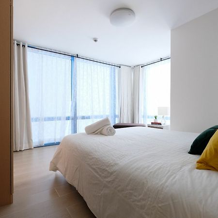 Csuites At Two Central Residences Μακάτι Εξωτερικό φωτογραφία