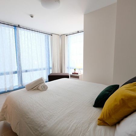 Csuites At Two Central Residences Μακάτι Εξωτερικό φωτογραφία